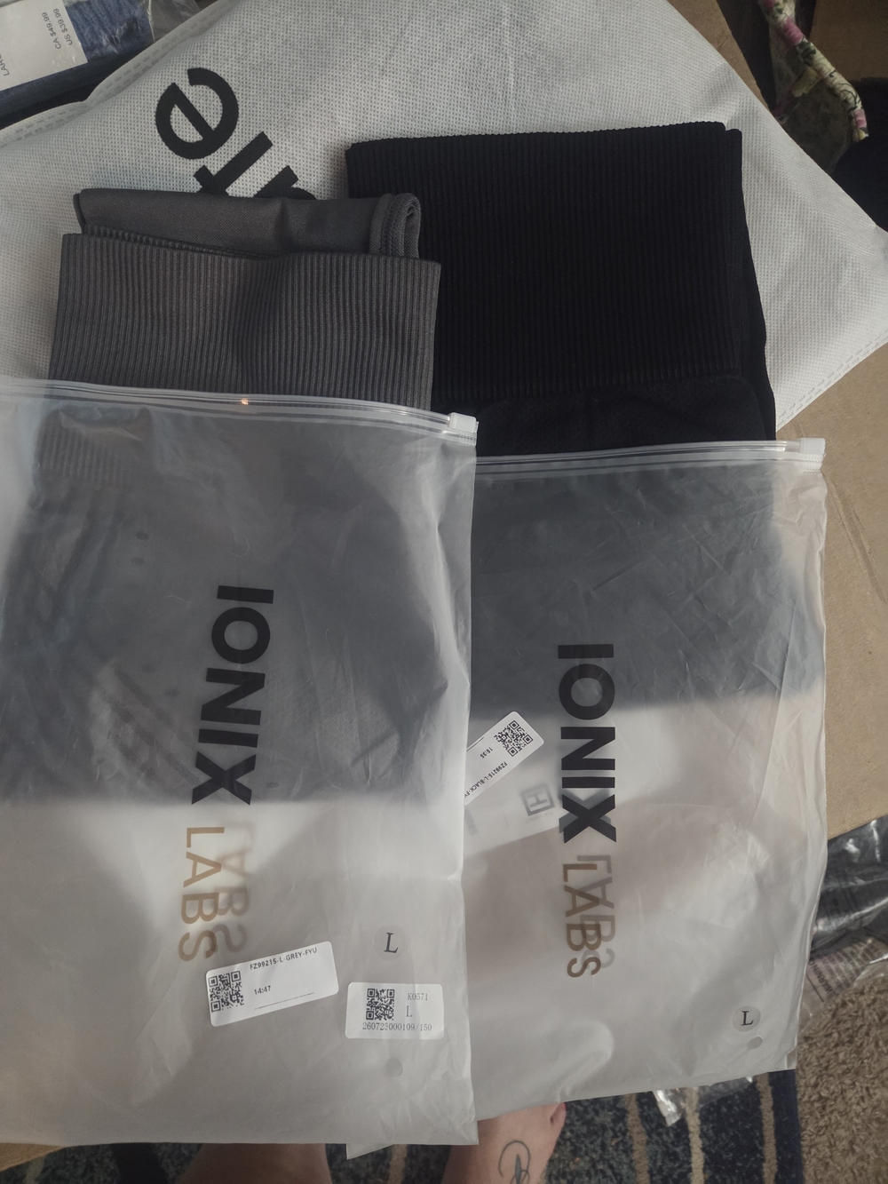 Ladies NEW Ionix Labs Sculpt 3D Anti-Cellulite Leggungs - Black & Gray - Large